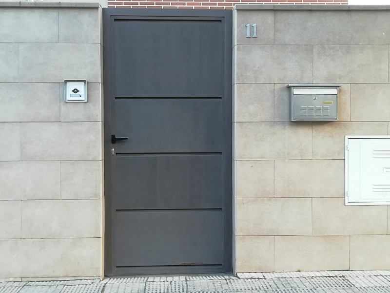 talleres garde carpinteria metalica puerta vivienda